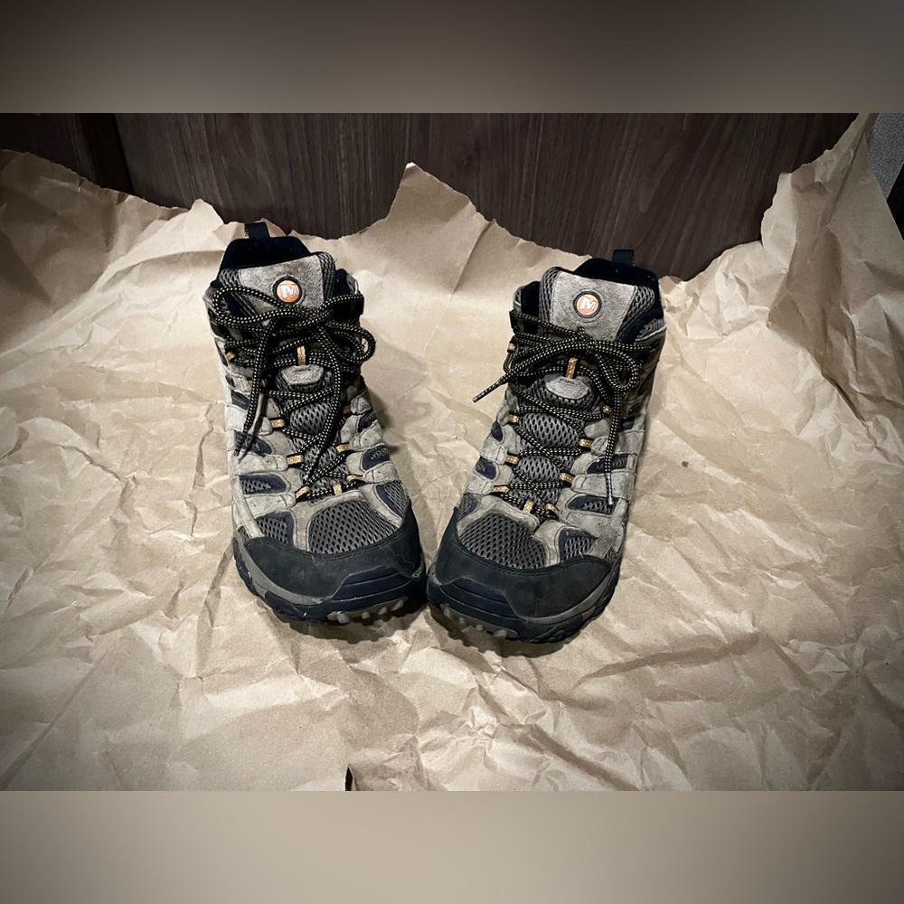 Merrell Tan and Black Hiking Boots